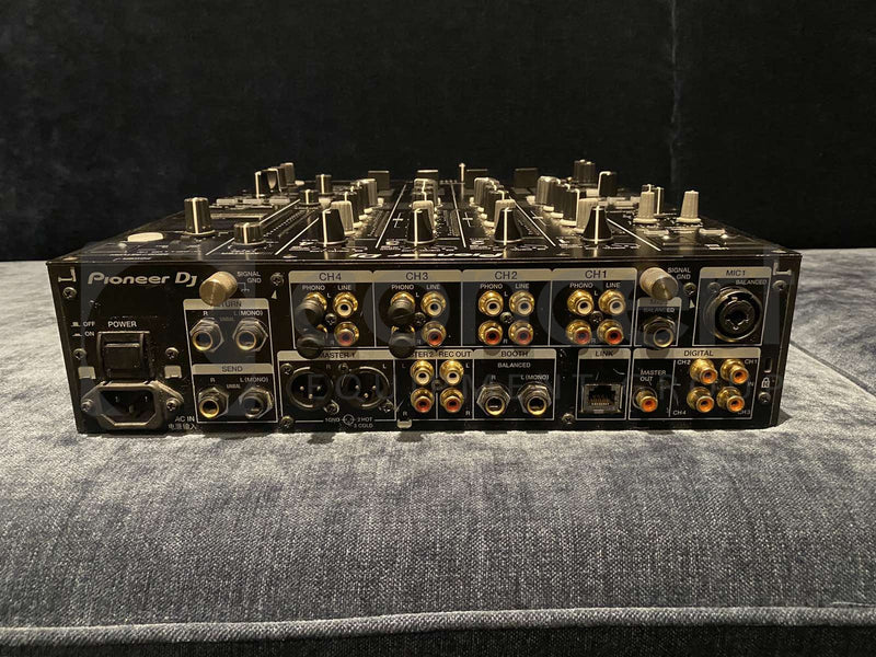 Load image into Gallery viewer, Pioneer DJM-900NXS2 - 1 pcs available-Pioneer-Concert Gear