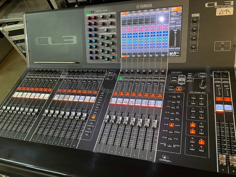 Load image into Gallery viewer, Yamaha CL3 Digital Mixing Console incl. flight case-Yamaha-Concert Gear
