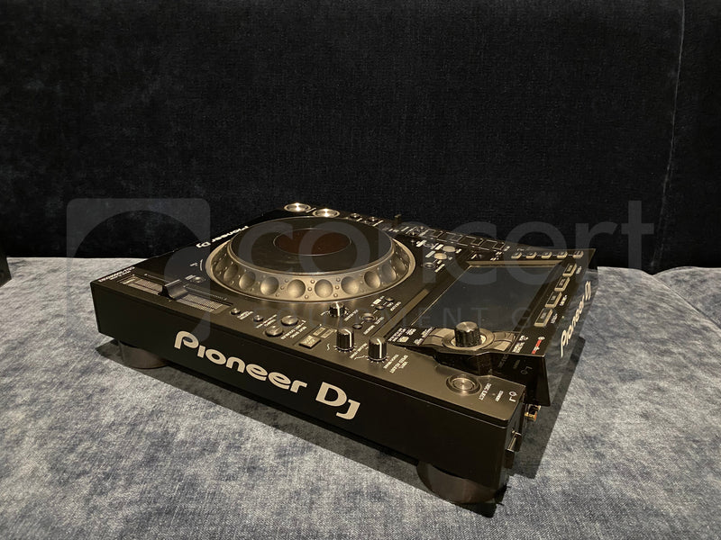 Load image into Gallery viewer, Pioneer DJM-900NXS2 &amp; CDJ-2000NXS2 - 1 pcs available-Pioneer-Concert Gear
